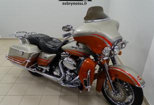 HARLEY-DAVIDSON TOURING ELECTRA GLIDE 1800 ULTRA CLASSIC CVO 105th 